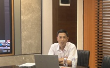 钟碧良教授应邀为我校中层干部做合格评估辅导报告