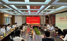 致敬劳动者！广州华立学院祝大家五一劳动节快乐！