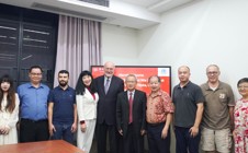 克罗地亚共和国前政要到访华立！