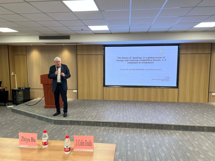 H:\Dodds 讲座JPEG-徐文杰\IMG_4964.jpg