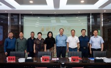 上海市教育科学研究院专家考察团调研华立学院