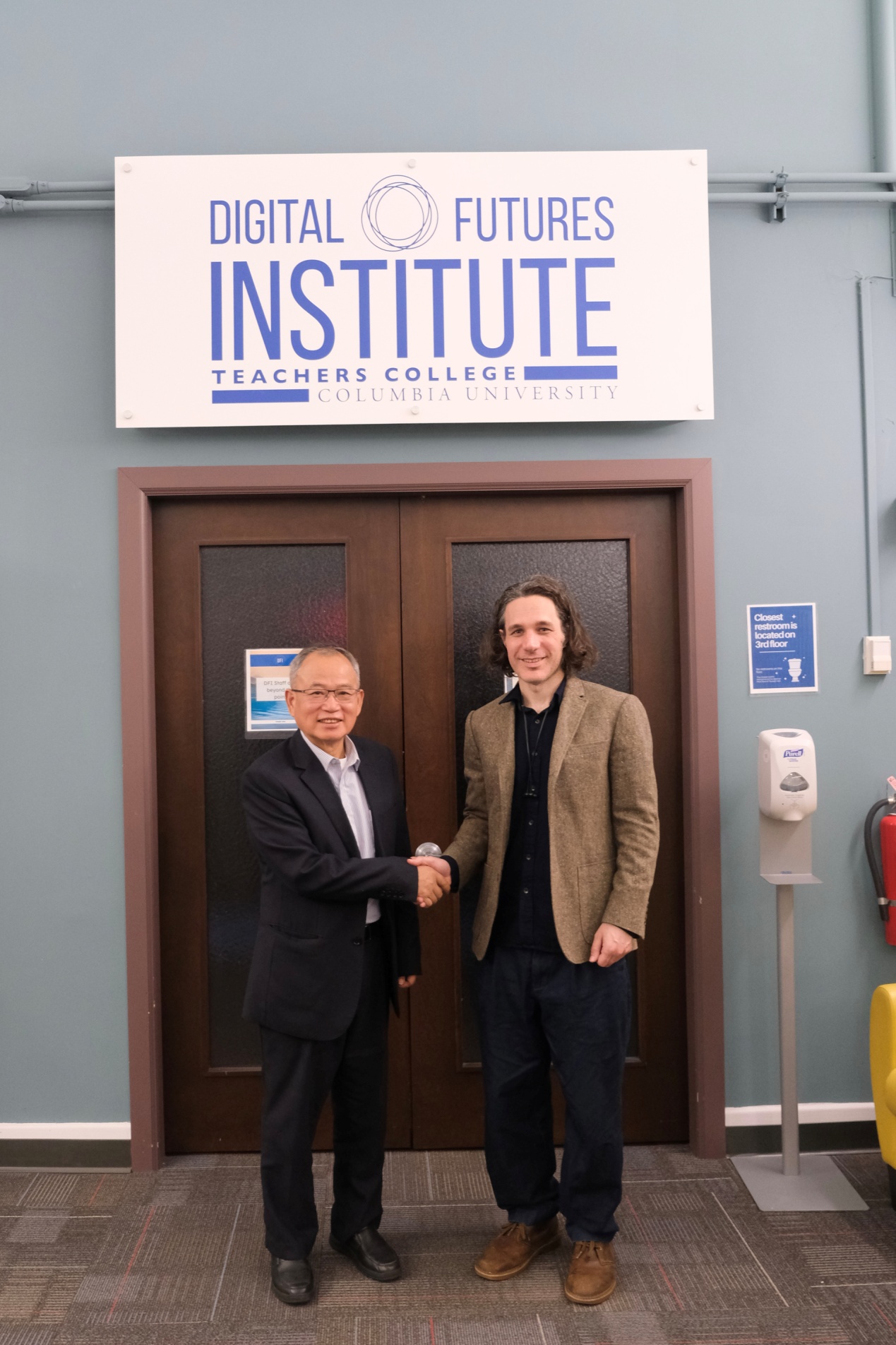 H:\访美-20250518-31\Photo 6-U Columbia+ NY20250524\Photo 哥大教育学院2-20250524\DSCF3386.jpg