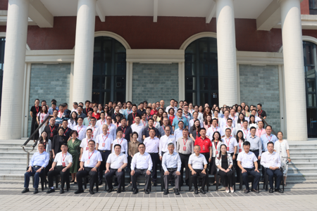 【人民数字联播网】广州华立学院成功举办首届《走在前列的广东实践》精品思政课程研讨会暨“红色印记展馆”开馆仪式