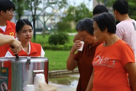 【人民日报客户端】扎根侨乡大地，上好“大思政课”