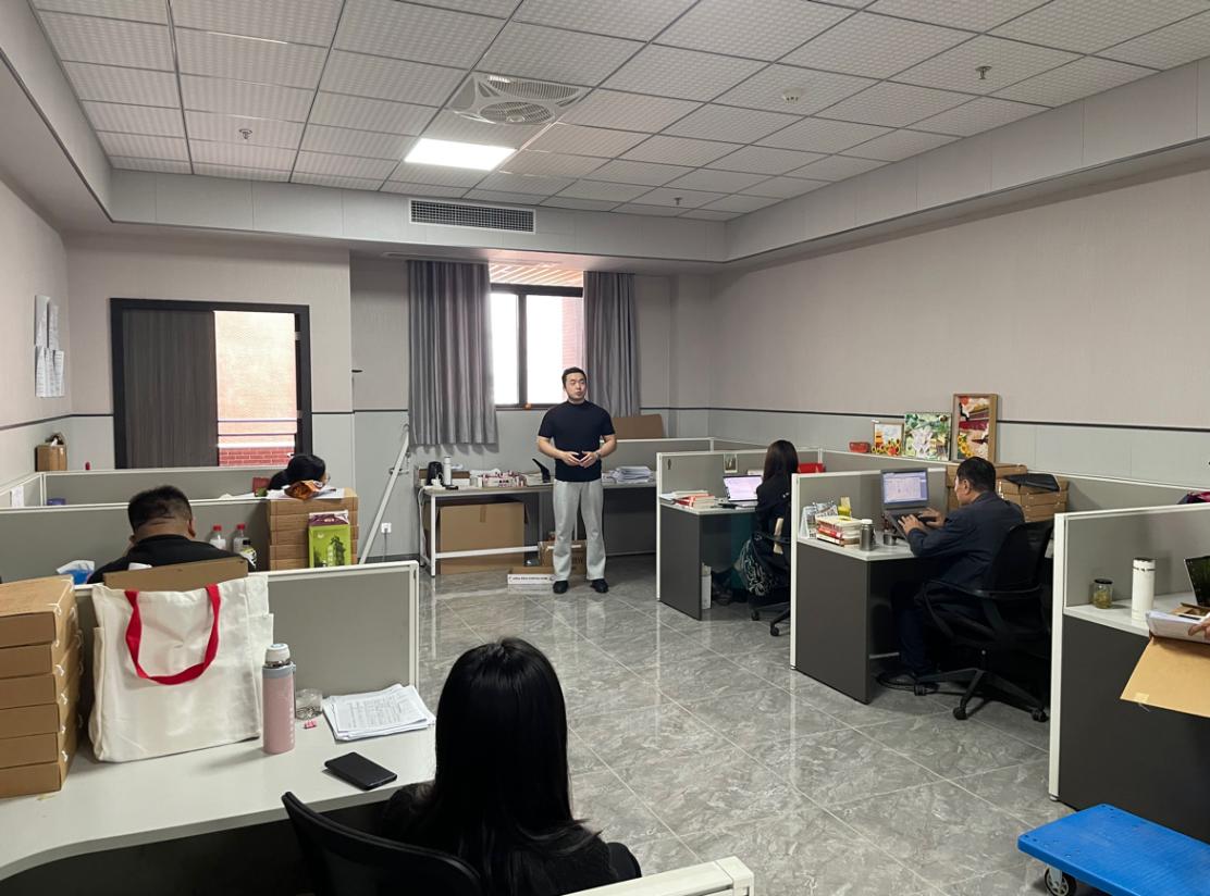 e16d0164-e11f-4650-bddf-8fb380c6d2ee