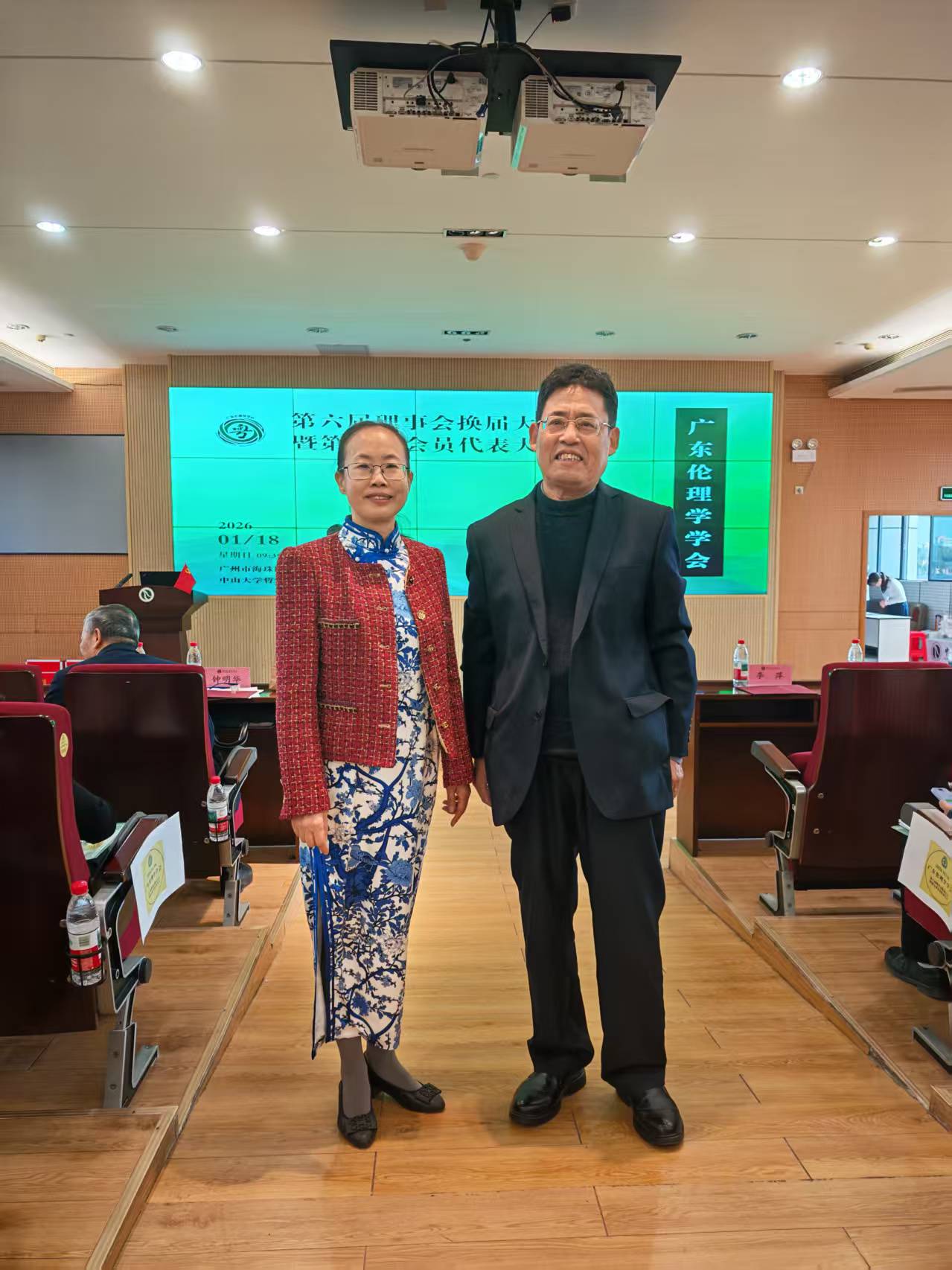 6df4448ee4f9103f8d2a5fd5135a3165