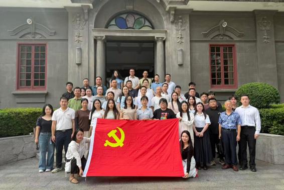 重走赣鄱红色沃土  赓续长征精神血脉——广州华立学院马克思主义学院2026年暑期江西实践研修