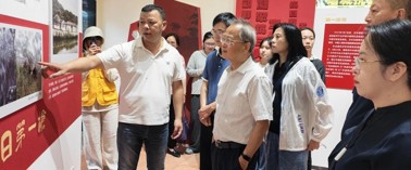 广州华立学院开展“红色铸魂+劳动实践教育”主题活动
