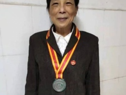 简晓丹