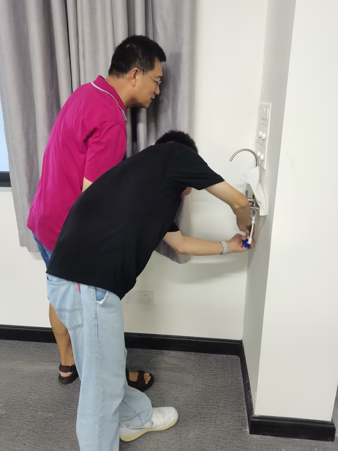 王院强调水阀关闭