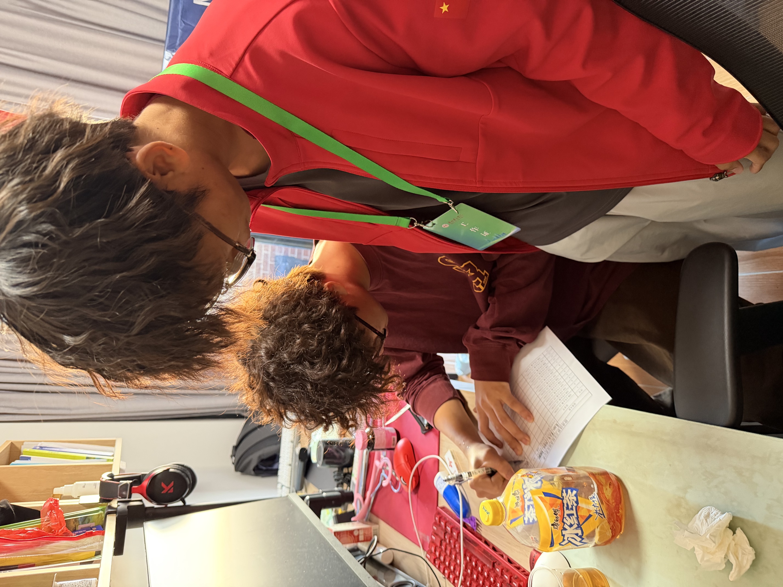 d5bc4d41-3bb5-48ca-ba6b-7fbf51c5515b