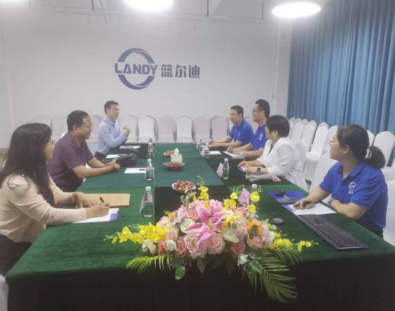 9cc2161d1b5abb17cbee3066eb708626_