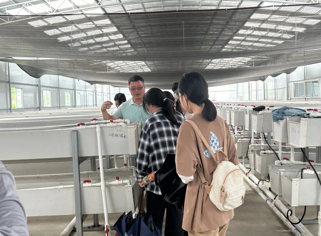 b7d8577acf20038aedd3118c1865ffe82e9a757c