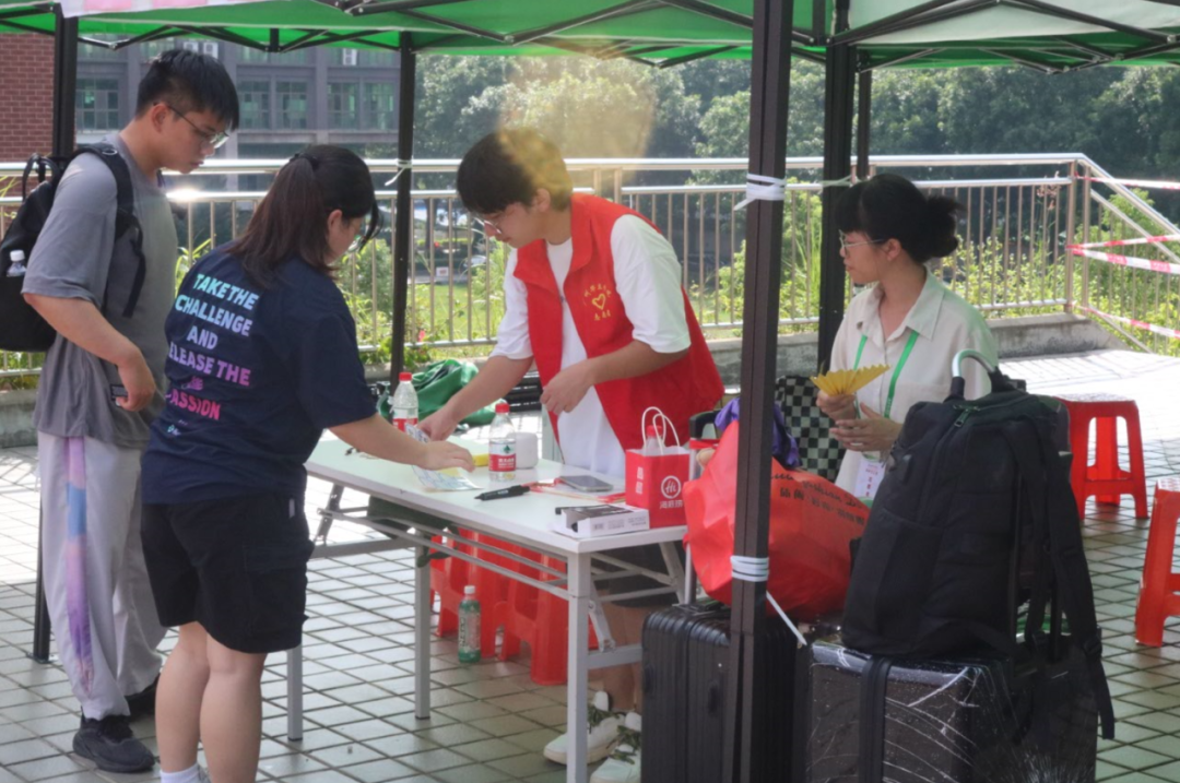 a5d16e39ff21435d62a2b0029846a6a90aba205a