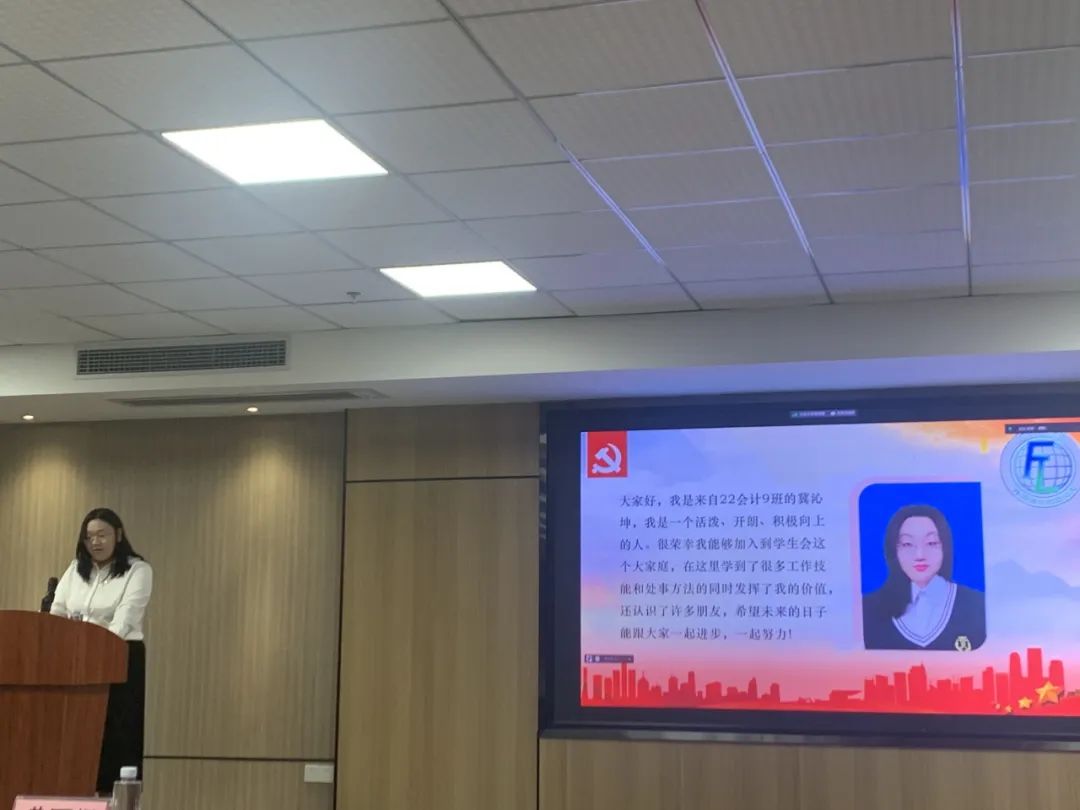 4e5fee08e3f67676d1d7327b5f681868eb864beb