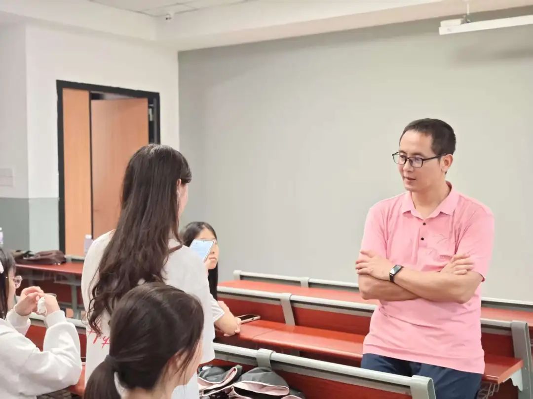 24338fb4eadbc0ab1641c8e6f80a2ffc1ebfa350