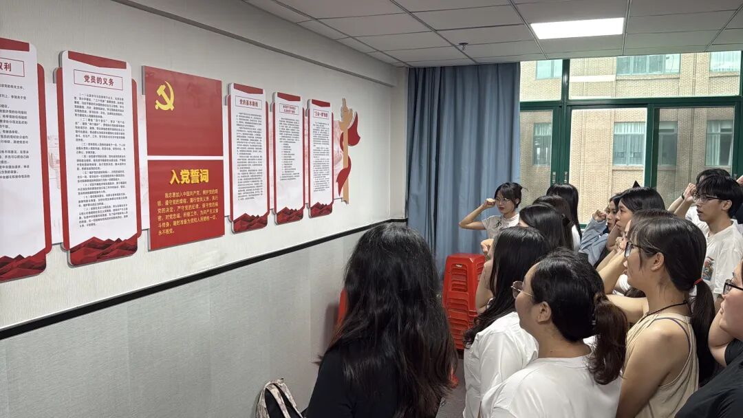 2b3781f415b2e64e873b281e164b939a2610e51a