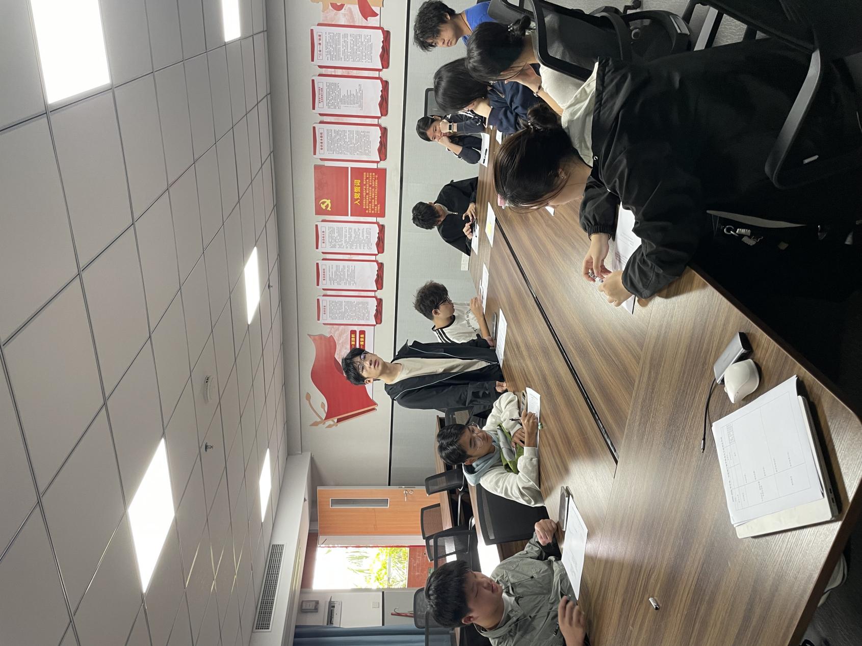 日语系学生座谈会照片5