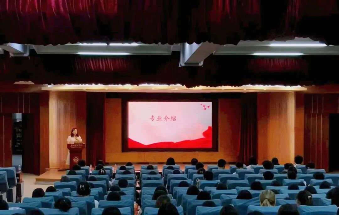 b81d4a5827f7e3987789c3fecca4a46e4450cec4