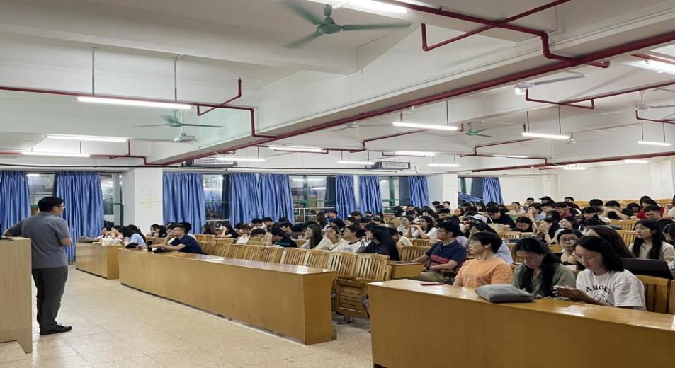 d8e6c84d05c0338675ac04e3e0fa83b