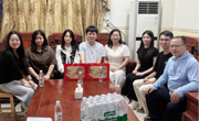 情暖中秋系列三丨国际与应用外国语学院领导带队走访惠州芳雅教育科技有限公司