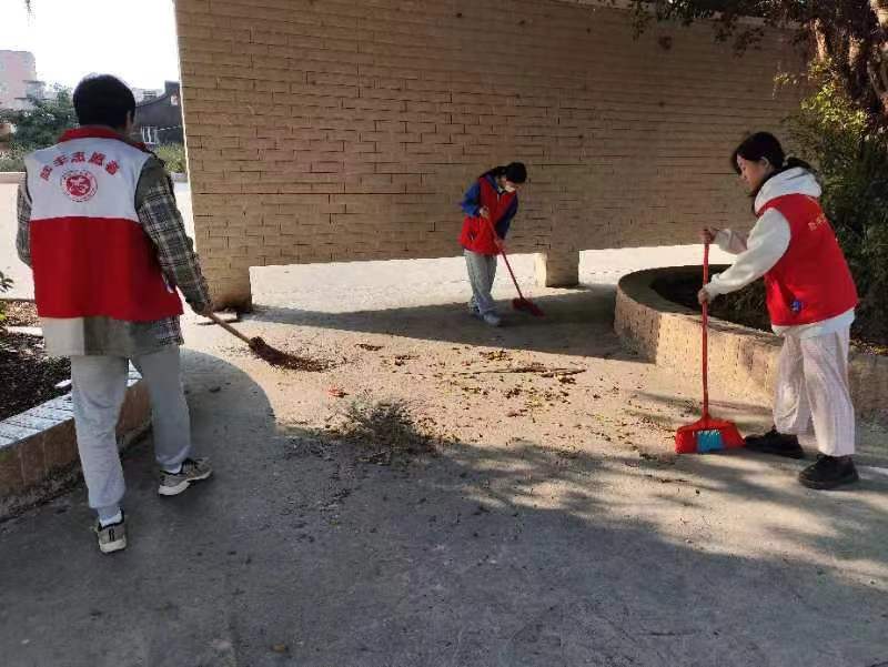 一群小孩正在玩耍

AI 生成的内容可能不正确。