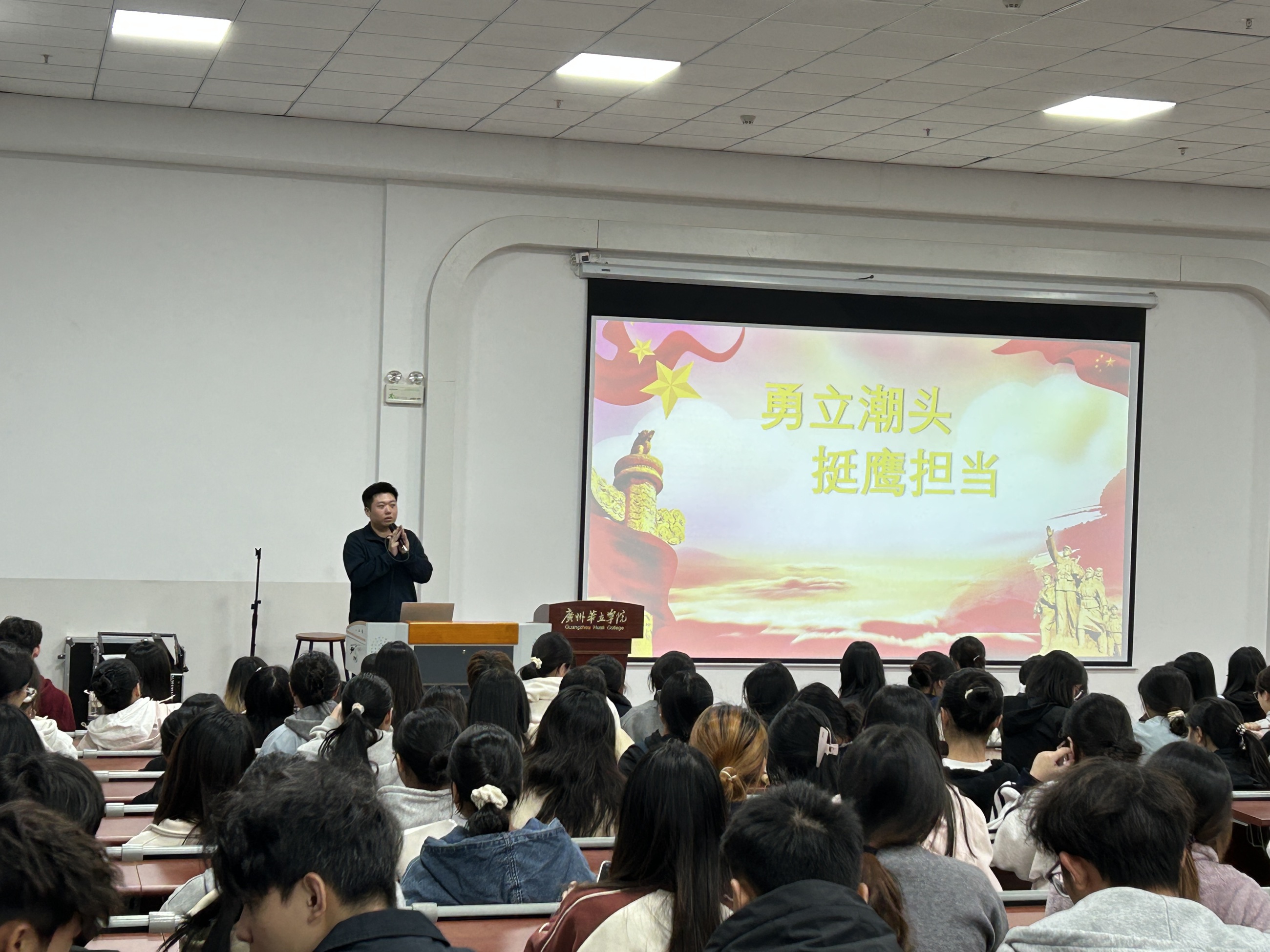 eaf44c616f29b9c579183b34c8034998