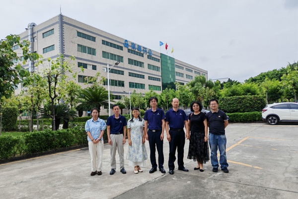 深化校企合作 共育药学人才