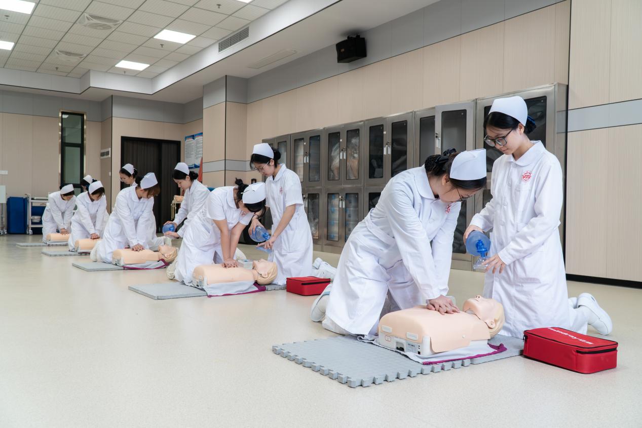 急危重症护理学实验课