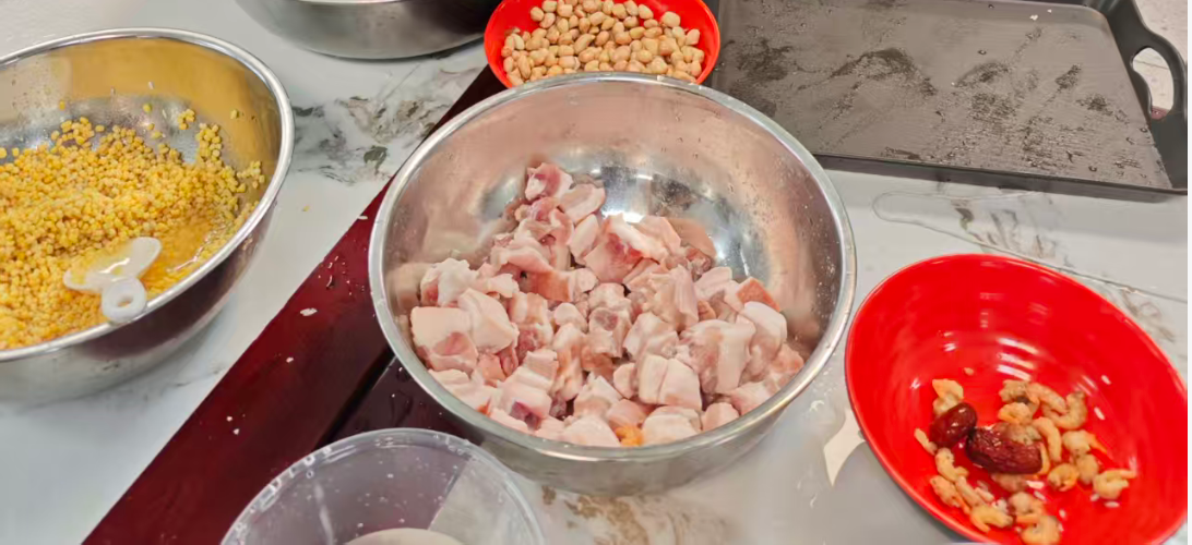 图2：粽子食材